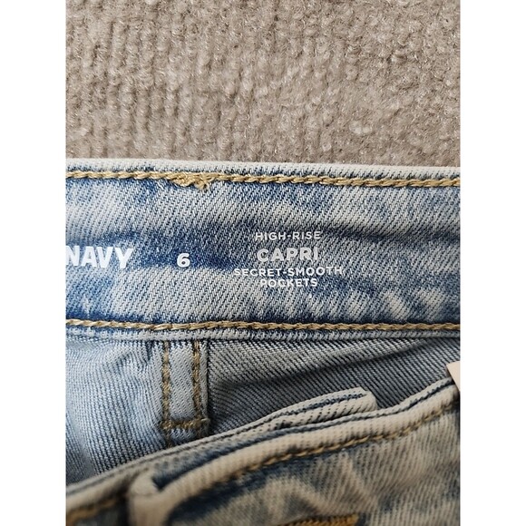 Old Navy Rockstar Slim Capri Jeans Womens 6 Blue Light Wash Stretch NEW - Picture 11 of 13